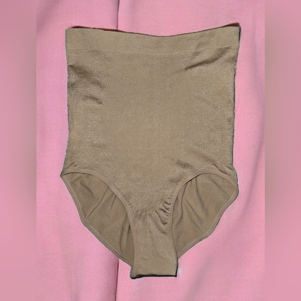 Genie Slim Panties 360 Shapewear Tummy & Thigh Concealing Bike Shorts Size L